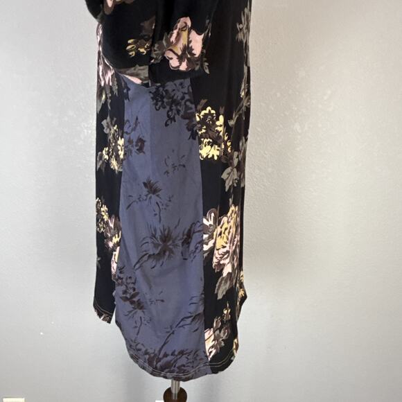 Little Journeys Chicago Womens Luna Top Shirt Size M Boho Floral Jersey Cotton - Picture 6 of 9